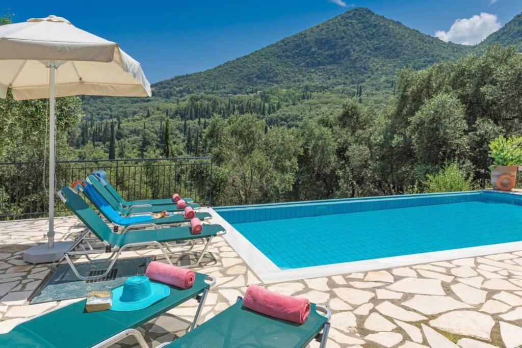 Villa Eleonas Strongyli  Екстер'єр фото