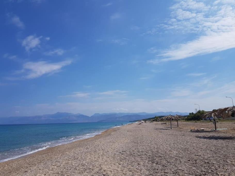 Villa Eleonas Strongyli  Екстер'єр фото